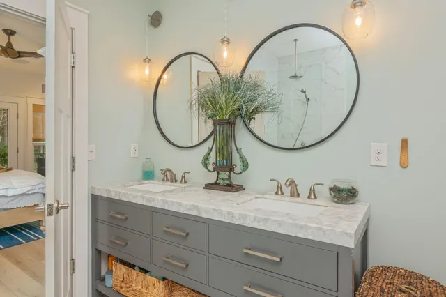 $734,900 | 903 Lido Circle East, Niceville, FL 32578