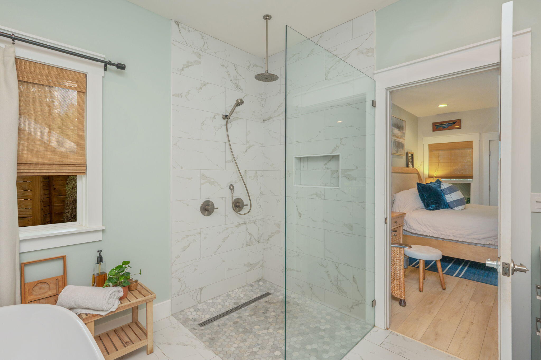 903 Lido Circle East Niceville, FL 32578 - Photo 23 of 64 a bathroom with a shower and a sink