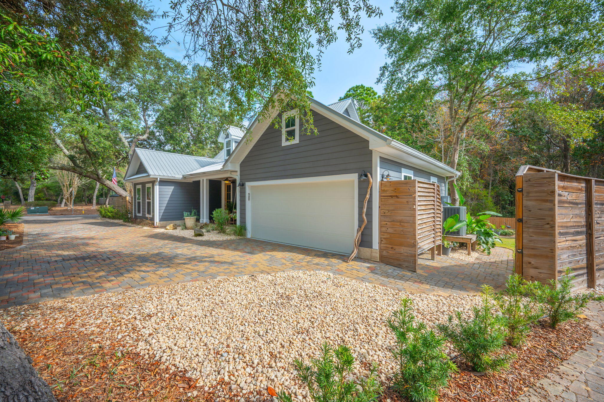903 Lido Circle East Niceville, FL 32578 - Photo 5 of 64 a front view of house with yard and trees around
