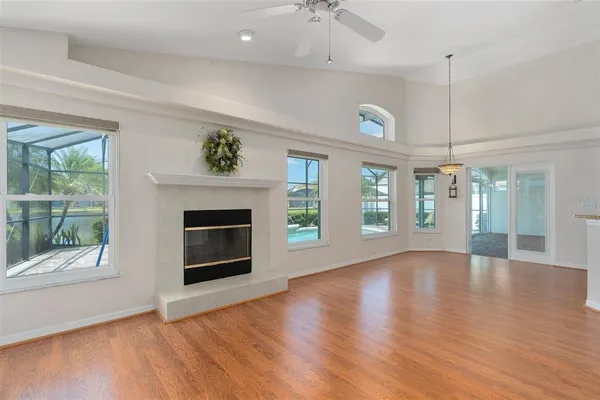 $3,050 | 614 Canary Island Court, Orlando, FL 32828