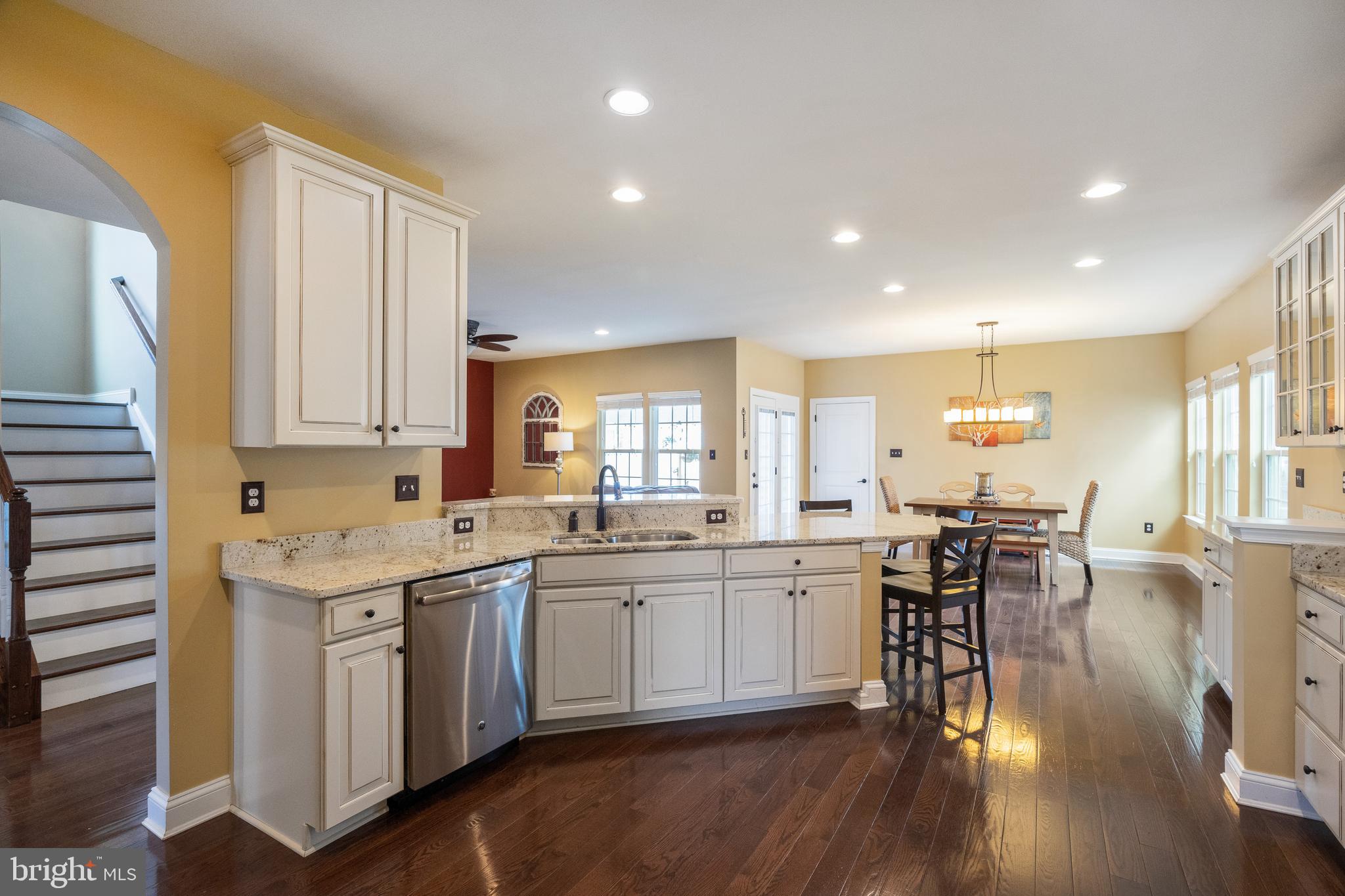 3939 Salome Road Doylestown, PA 18902 - Photo 13 of 32 Beautiful Gourmet Kitchen