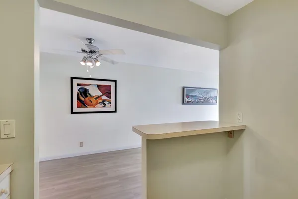 $2,000 | 100 Shore Court, Unit 210, North Palm Beach, FL 33408
