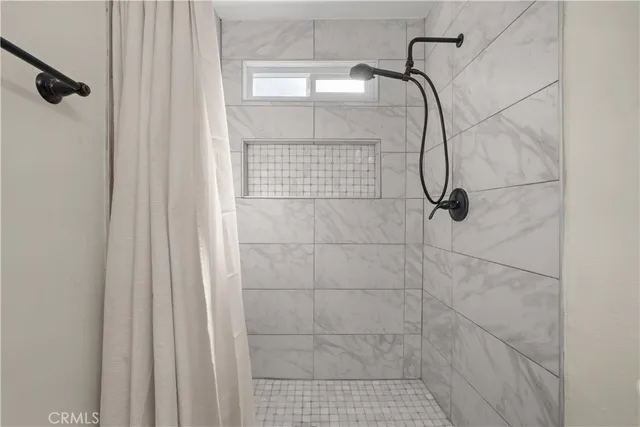 $524,900 | 2324 East 14th Street, Long Beach, CA 90804