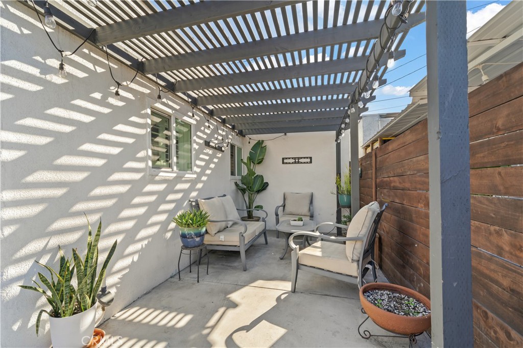 2324 East 14th Street Long Beach, CA 90804 - Photo 3 of 17