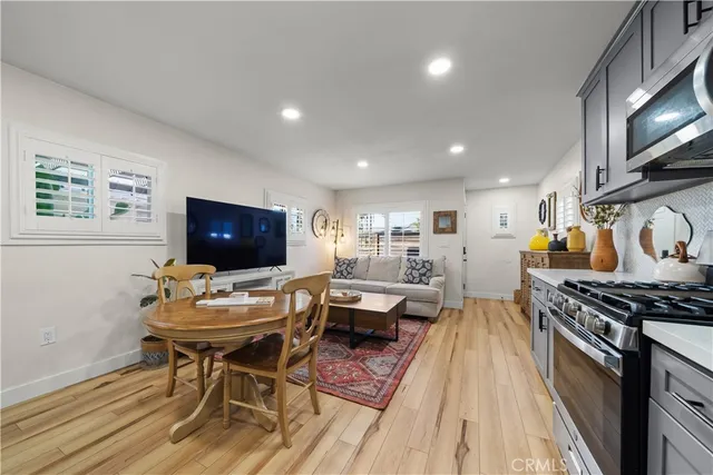 $524,900 | 2324 East 14th Street, Long Beach, CA 90804