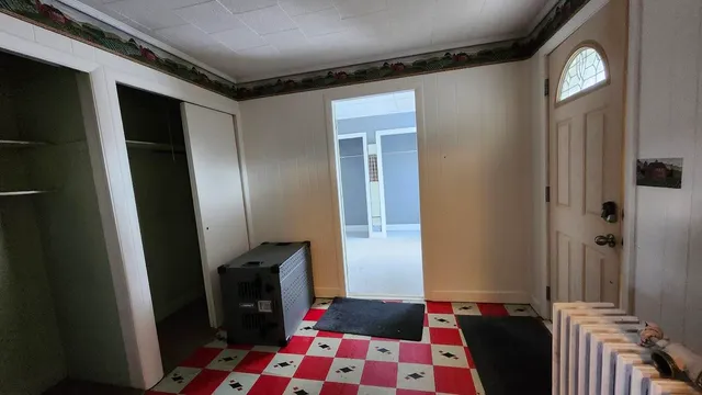 $176,900 | 17 Bates Street, Millinocket, ME 04462