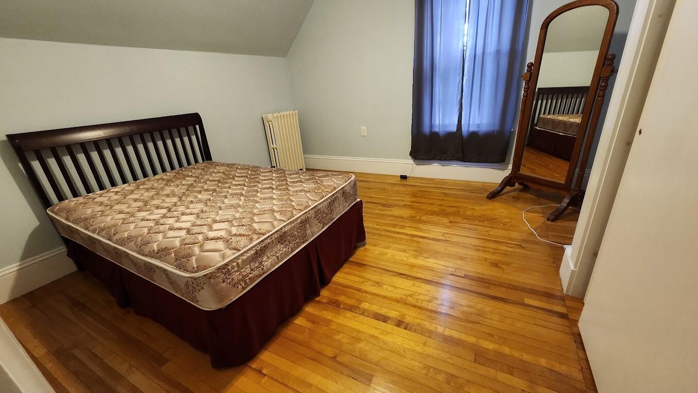 17 Bates Street Millinocket, ME 04462 - Photo 29 of 39 2nd floor Bed