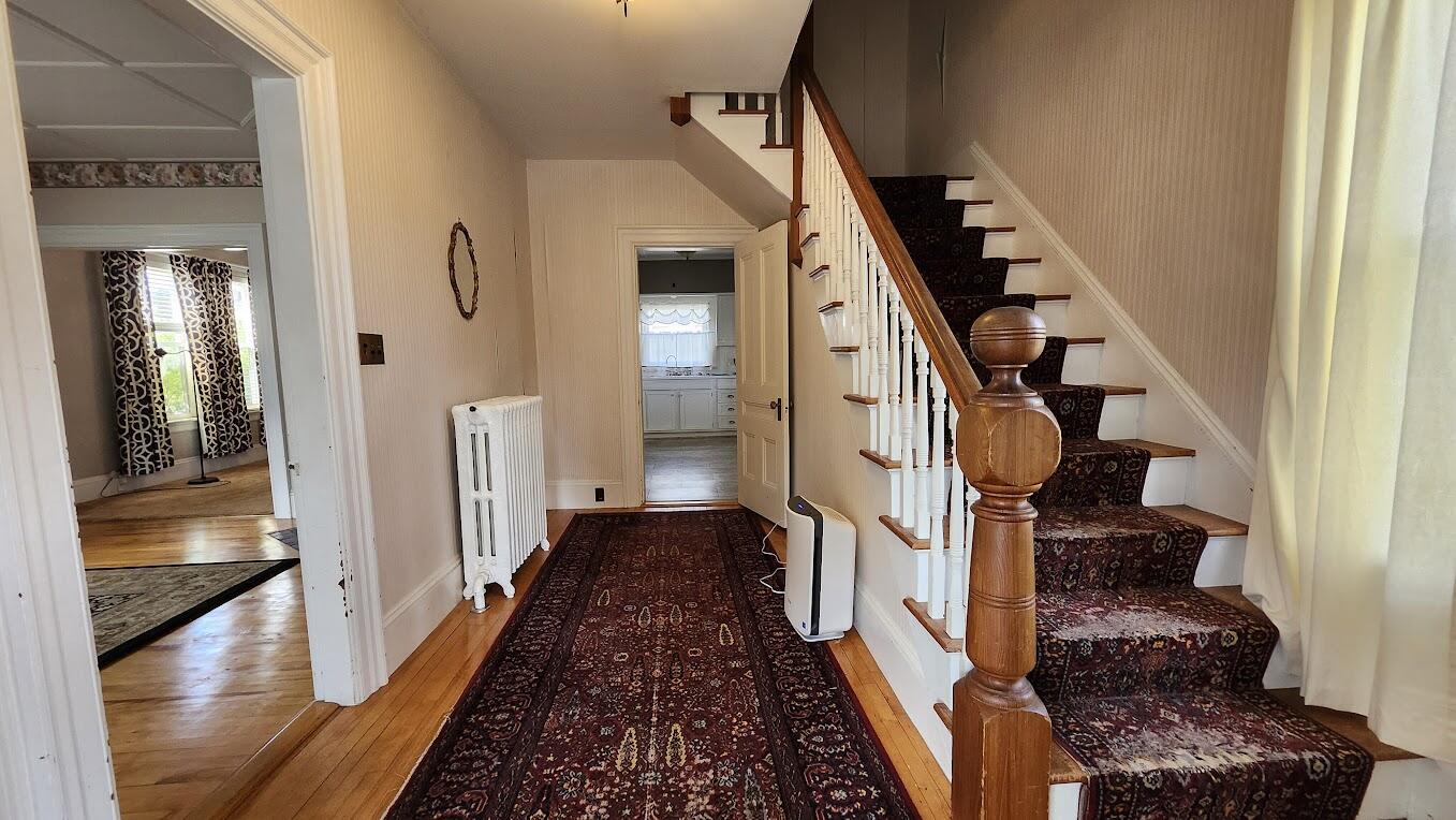 17 Bates Street Millinocket, ME 04462 - Photo 6 of 39 Entry