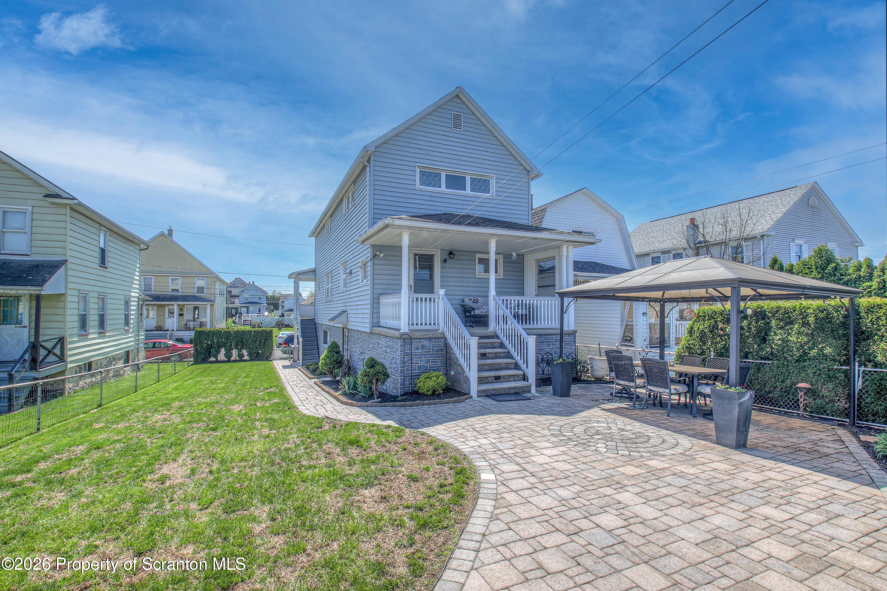 42 Mack Street Plains, PA 18705 - Photo 6 of 37 123A8314_5_6Detailed-Edit