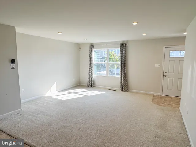 $3,250 | 129 Birmingham Drive, Middletown, VA 22645