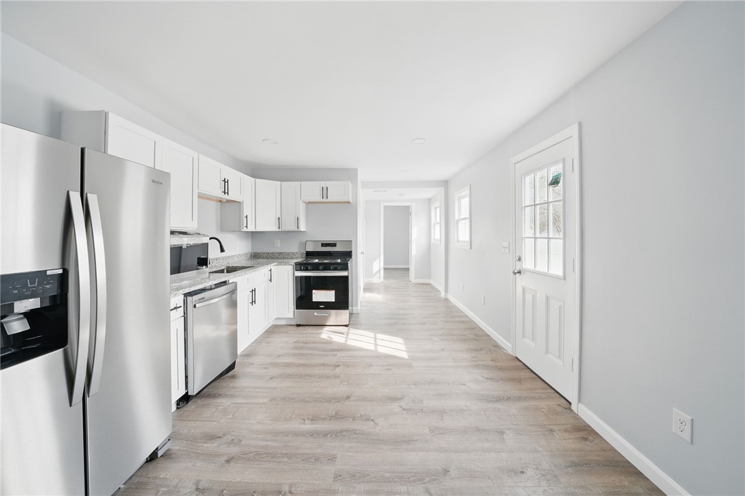 166 Beach Avenue Warwick, RI 02889 - Photo 16 of 27