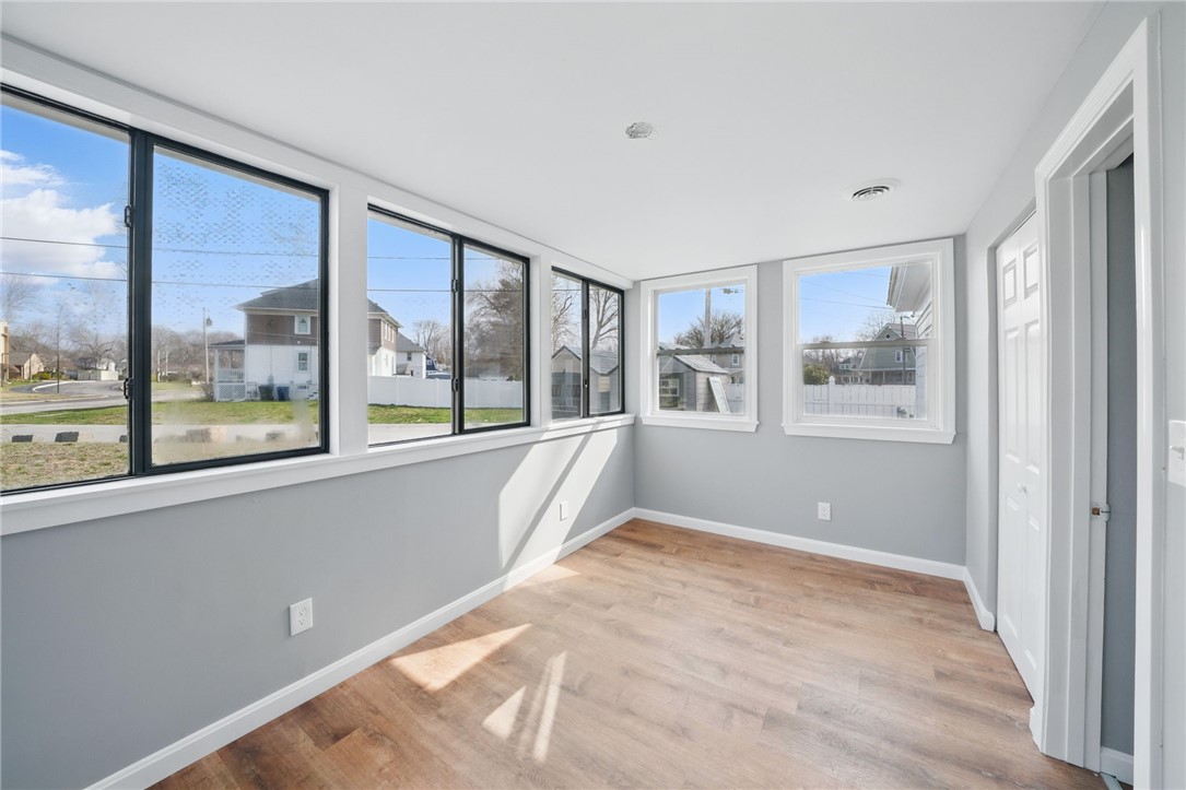 166 Beach Avenue Warwick, RI 02889 - Photo 9 of 27