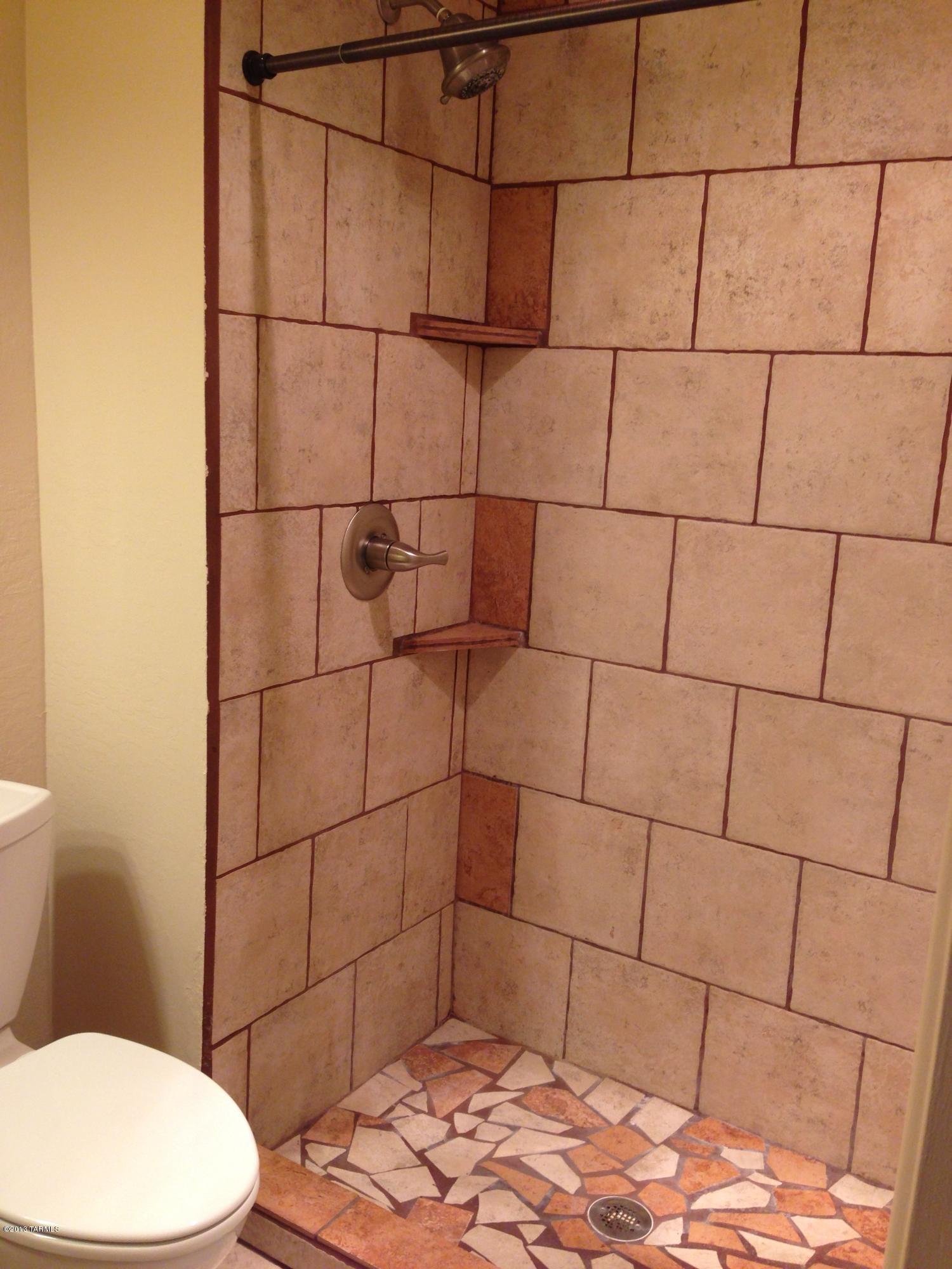3750 North Country Club Road, Unit 22 Tucson, AZ 85716 - Photo 8 of 9
