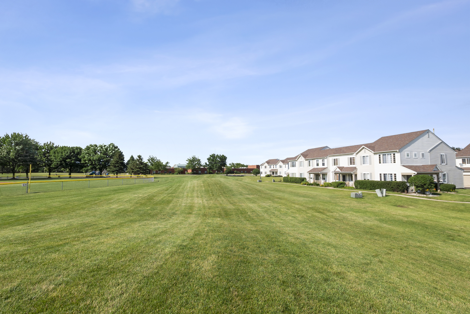 138 Azalea Circle, Unit 138 Romeoville, IL 60446 - Photo 5 of 22