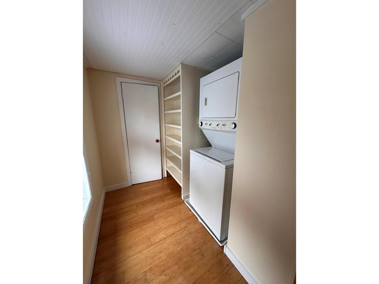 87 Spring Street Burlington, VT 05401 - Photo 12 of 34