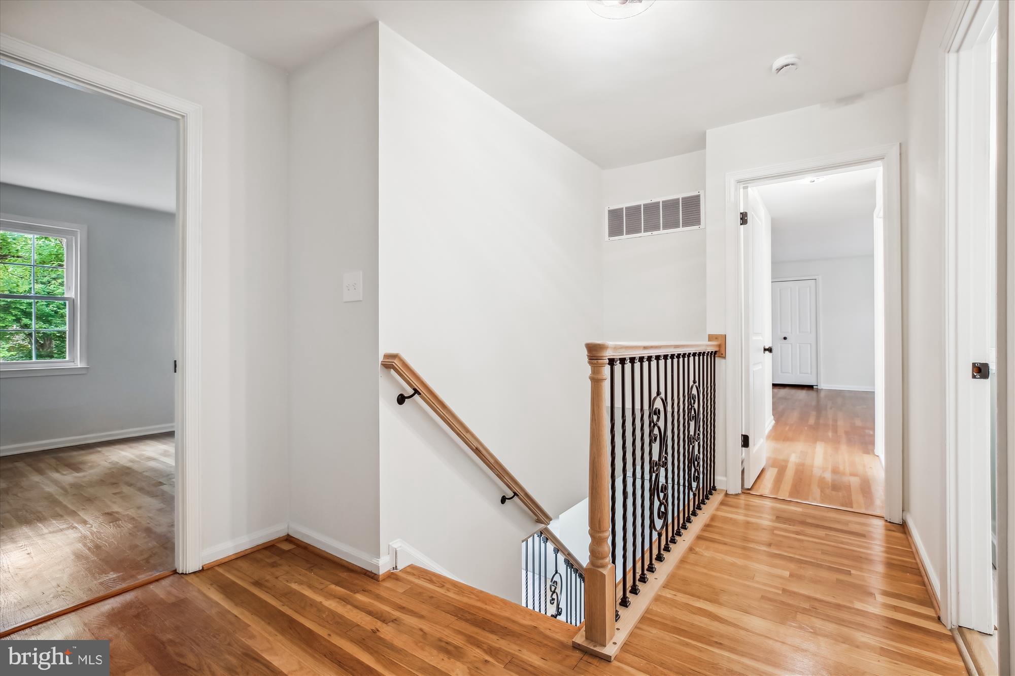 14101 Ansted Road Silver Spring, MD 20905 - Photo 61 of 80 Upper Hallway