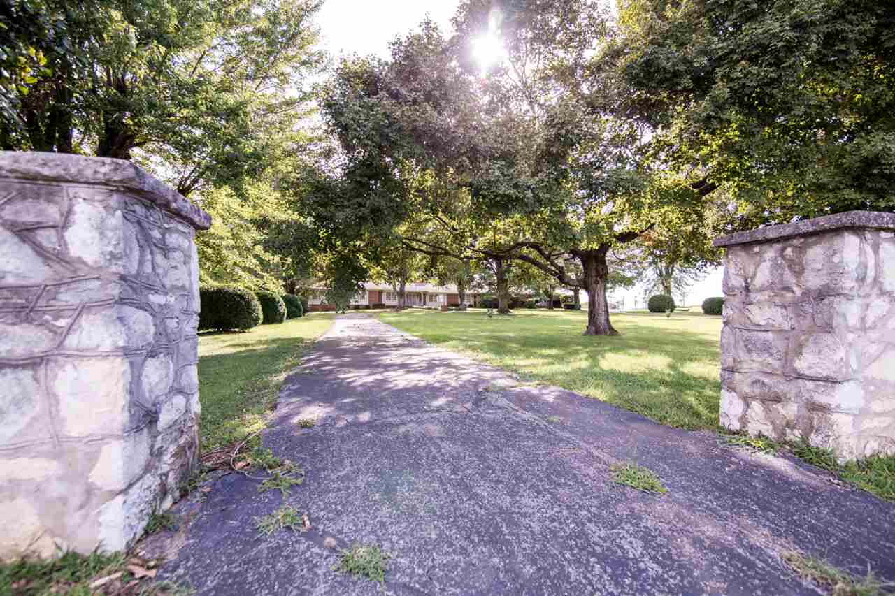 1533 Logan Middleton Road Auburn, KY 42206 - Photo 18 of 28 Gallery Image 18