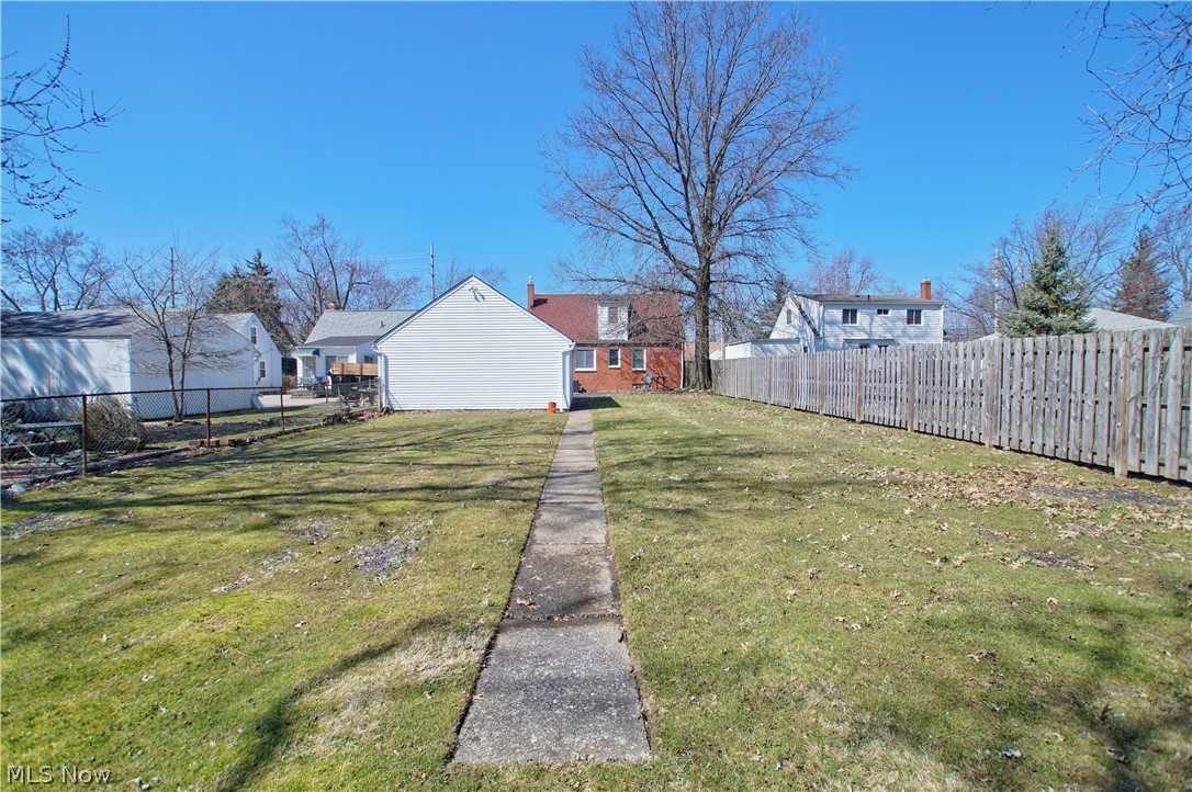 1591 Lander Road Cleveland, OH 44124 - Photo 34 of 35