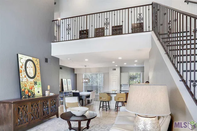 $329,900 | 6765 Corporate Boulevard, Unit 12101, Baton Rouge, LA 70809