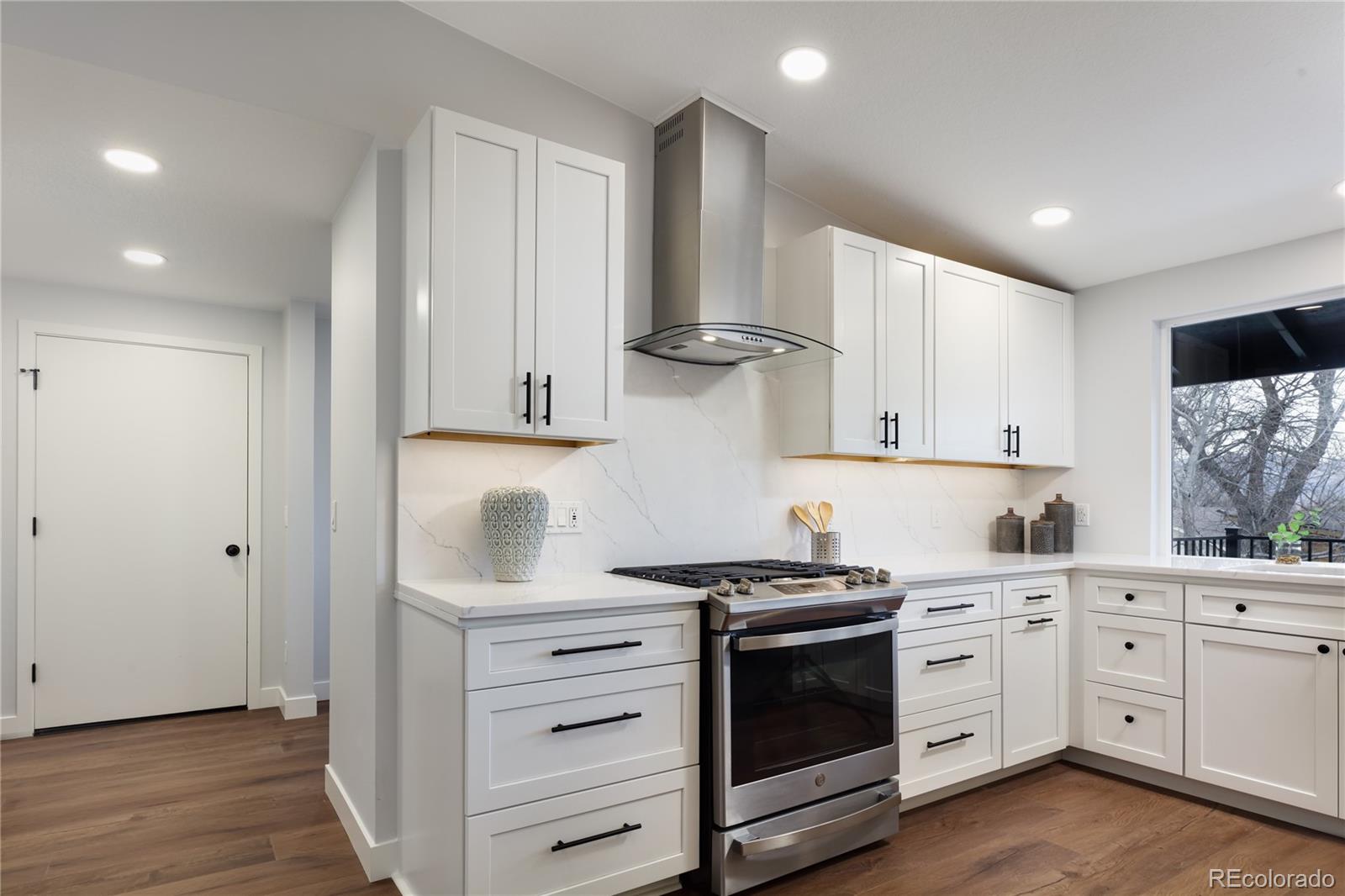 7299 Mt Sherman Road Longmont, CO 80503 - Photo 8 of 36