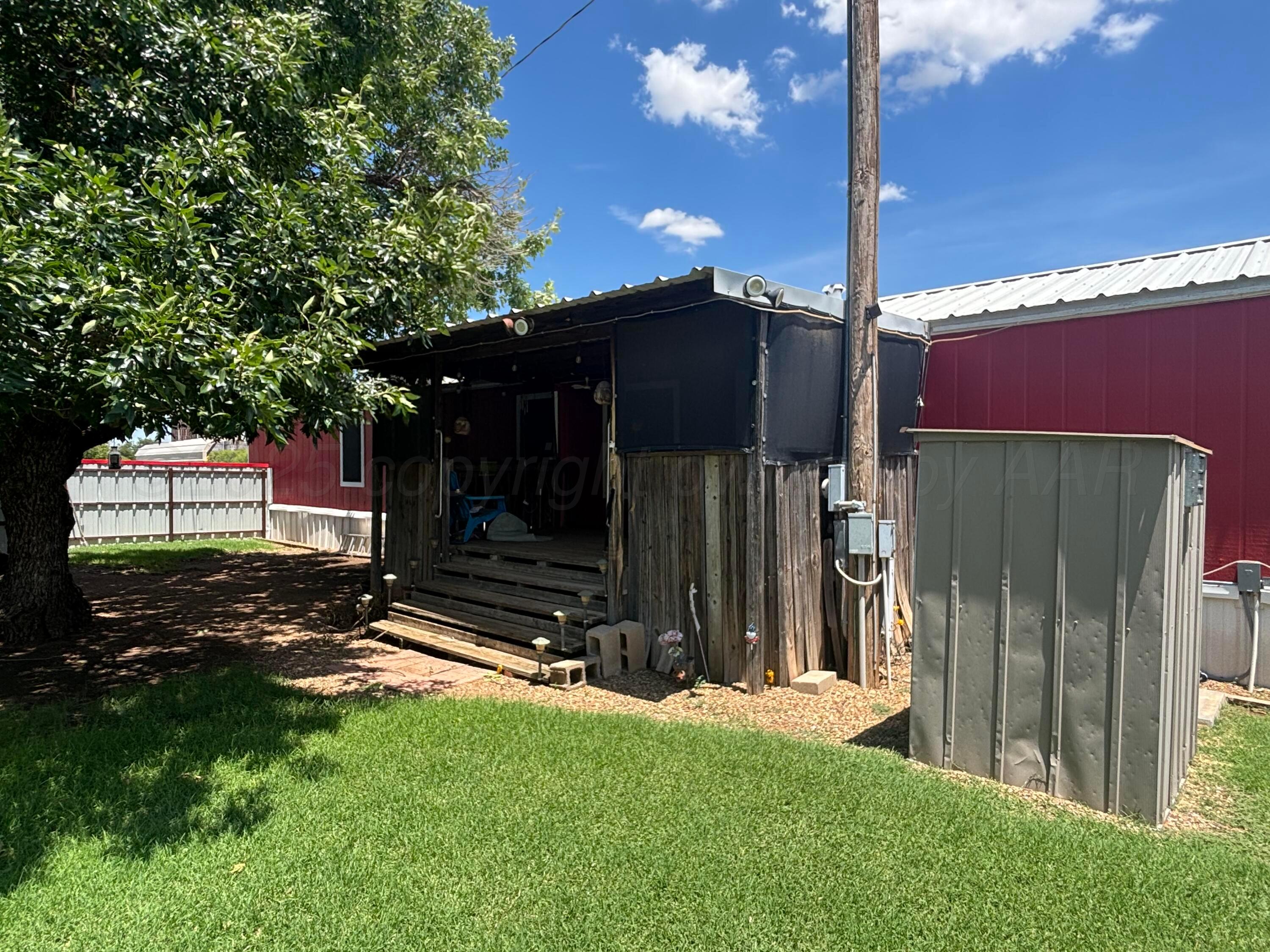 310 County Road KC Childress, TX 79201 - Photo 25 of 25 a view of a backyard