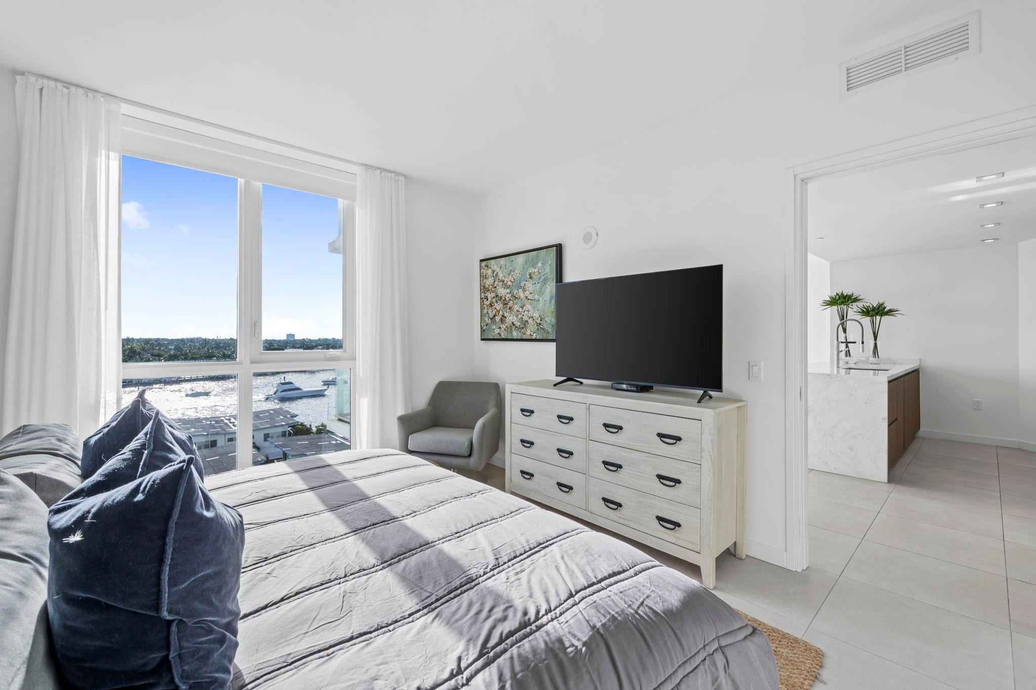 401 North Birch Road, Unit 607 Fort Lauderdale, FL 33304 - Photo 10 of 23 Photo 10