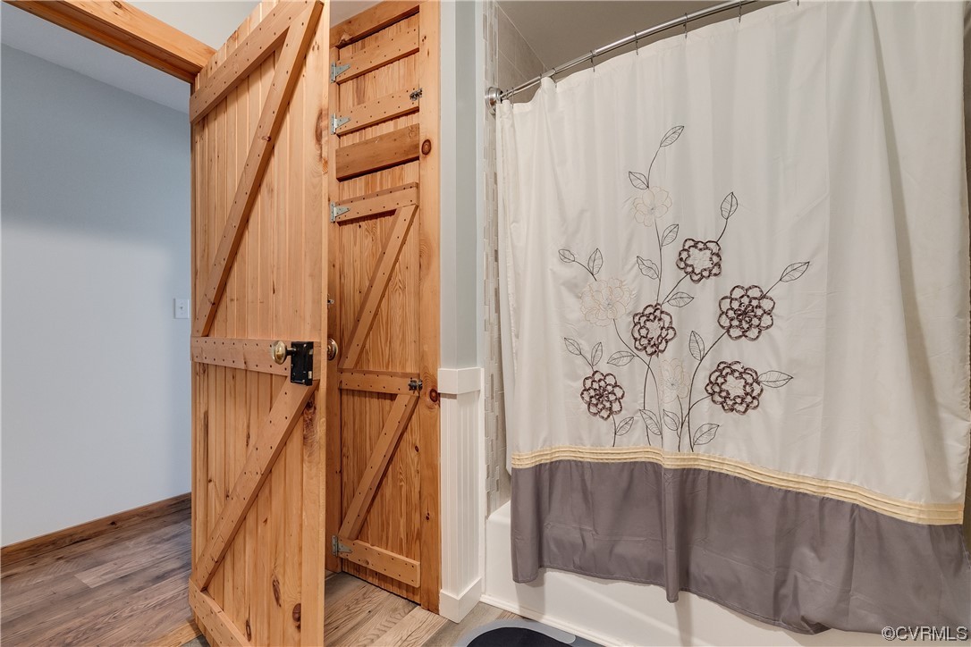 4895 Old Fredericksburg Road Mineral, VA 23117 - Photo 18 of 39 a view of stairs with wooden floor and stairs