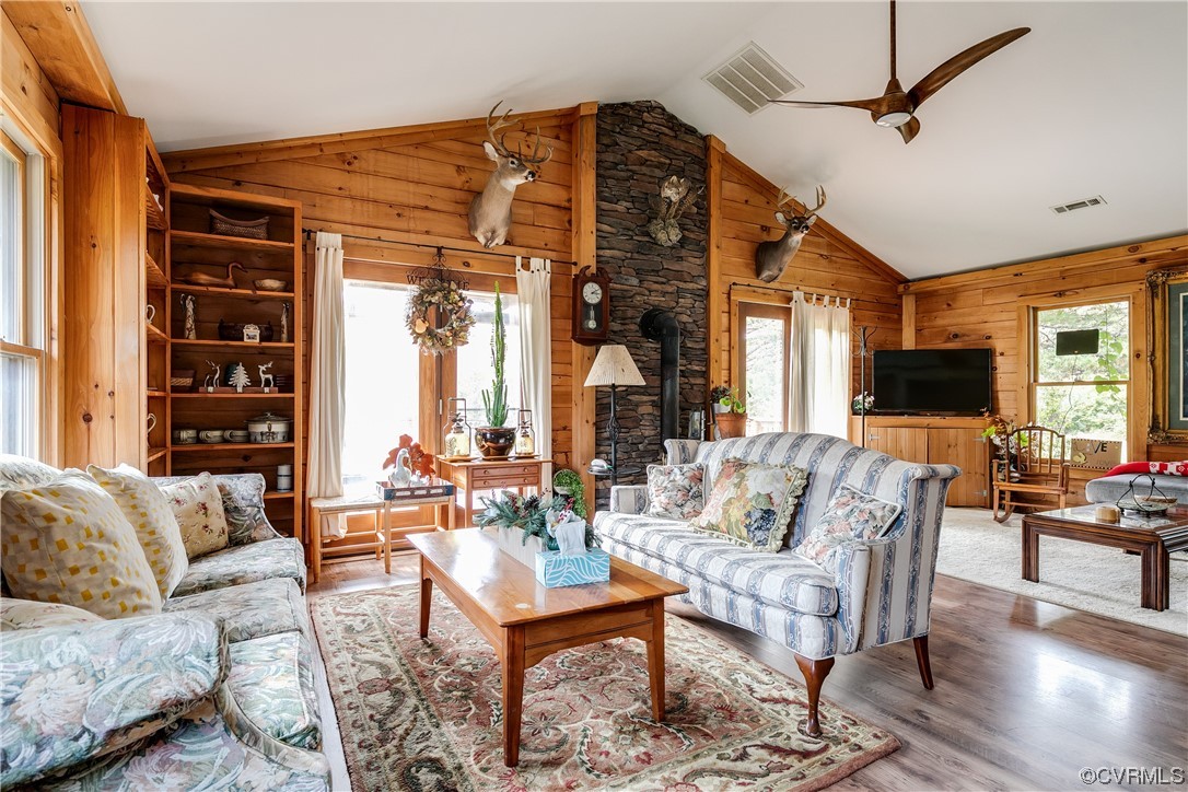 4895 Old Fredericksburg Road Mineral, VA 23117 - Photo 9 of 39 a living room with furniture and a large window