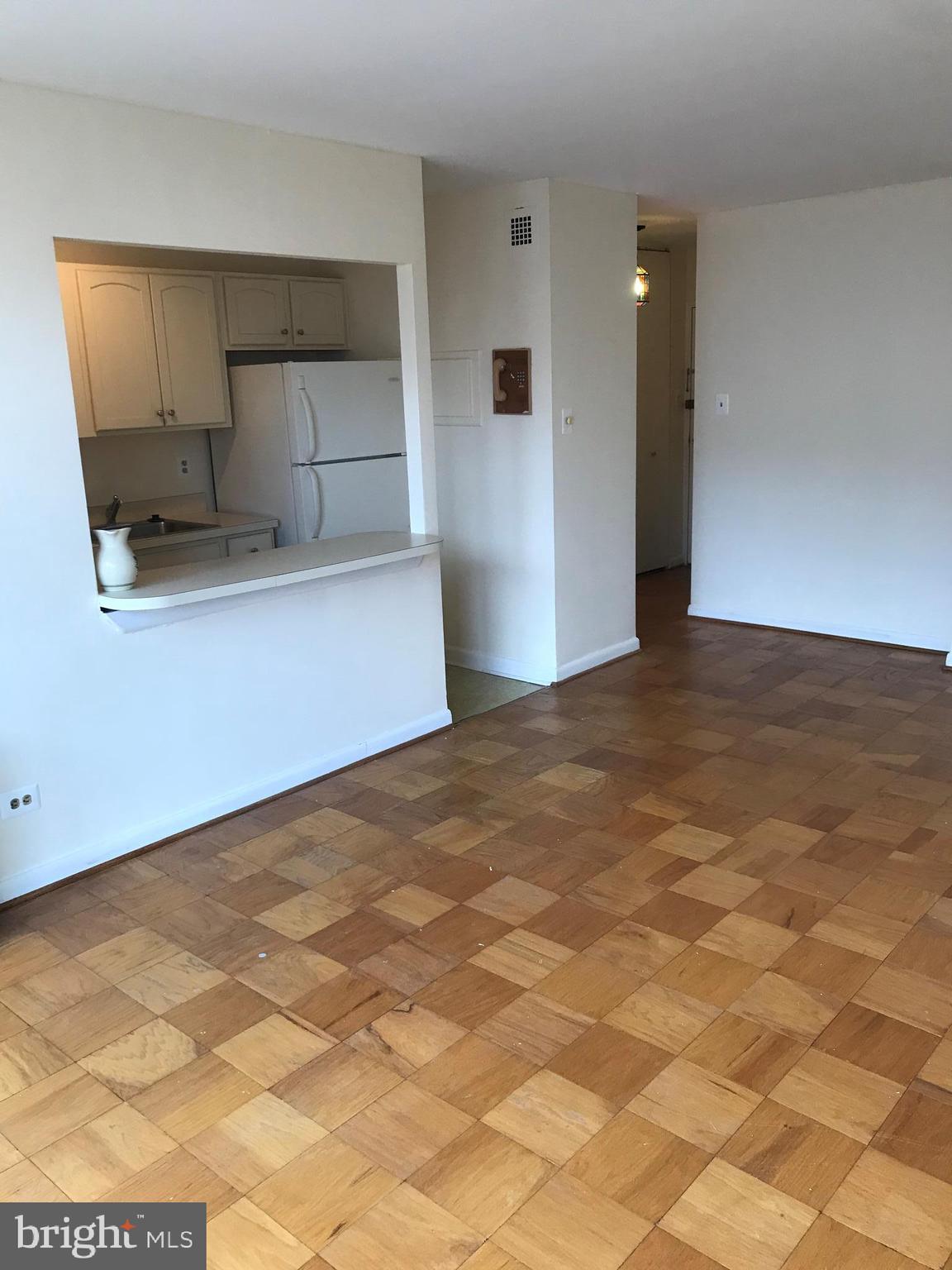 1260 21st Street Northwest, Unit 501 Washington, DC 20036 - Photo 2 of 7