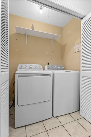 $194,000 | 207 Parkbrook Circle, Tallahassee, FL 32301