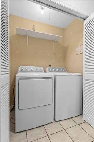 $205,000 | 207 Parkbrook Circle, Tallahassee, FL 32301