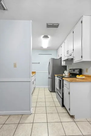 $194,000 | 207 Parkbrook Circle, Tallahassee, FL 32301