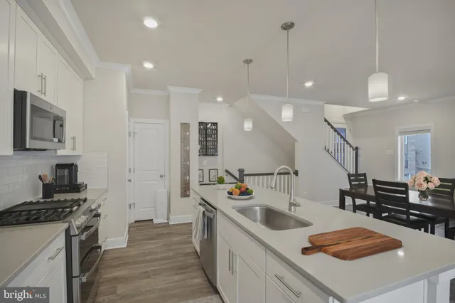 $550,000 | 15535 Smoke, Woodbridge, VA 22191