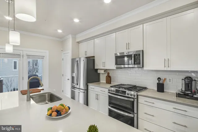 $550,000 | 15535 Smoke, Woodbridge, VA 22191