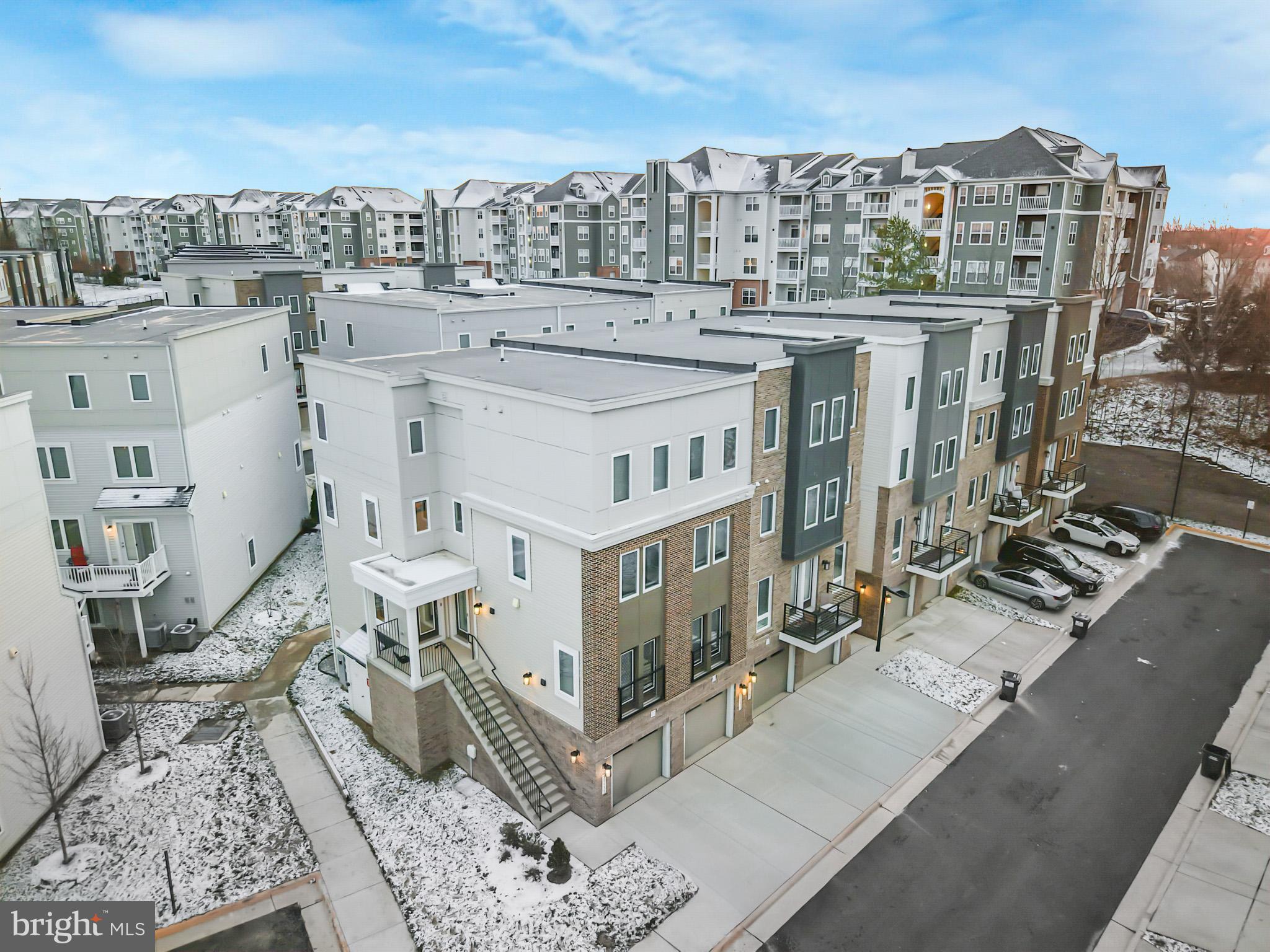 15535 Smoke Woodbridge, VA 22191 - Photo 2 of 44 a view of a buildings