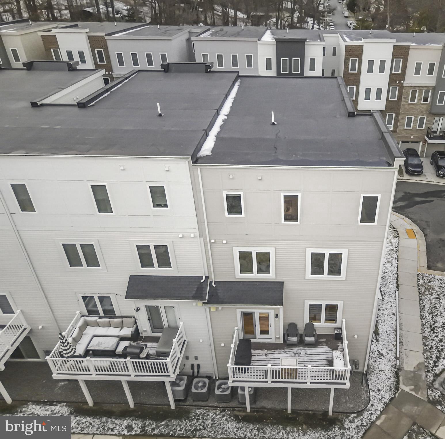 15535 Smoke Woodbridge, VA 22191 - Photo 6 of 44