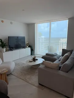 $3,400 | 9066 Southwest 73rd Court, Unit 2107, Miami, FL 33156