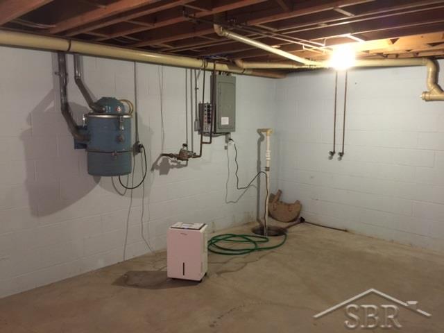 8225 West Tuscola Road Frankenmuth, MI 48734 - Photo 15 of 23