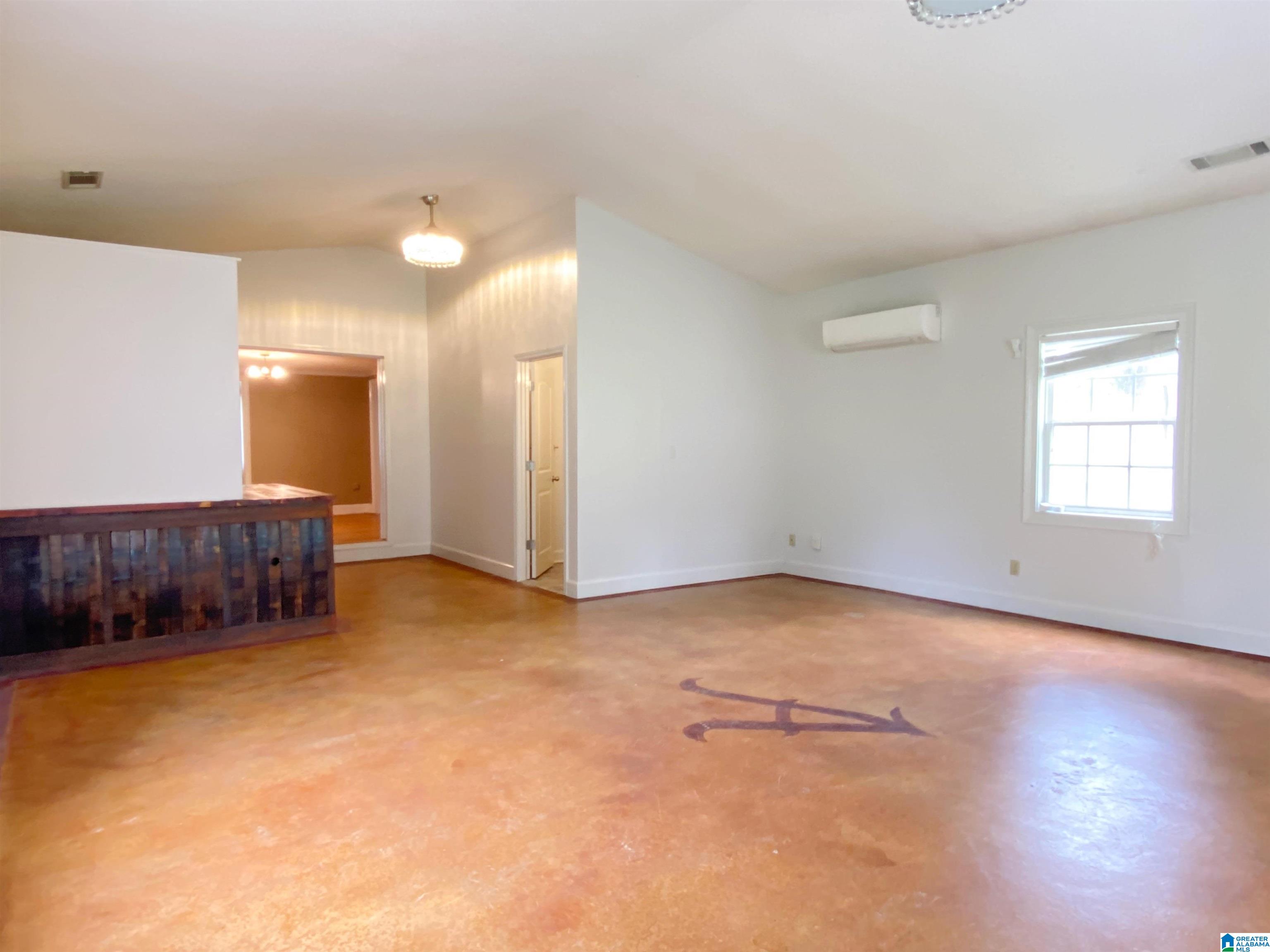 323 Chelsea Road Columbiana, AL 35051 - Photo 11 of 28 Gallery Image 11