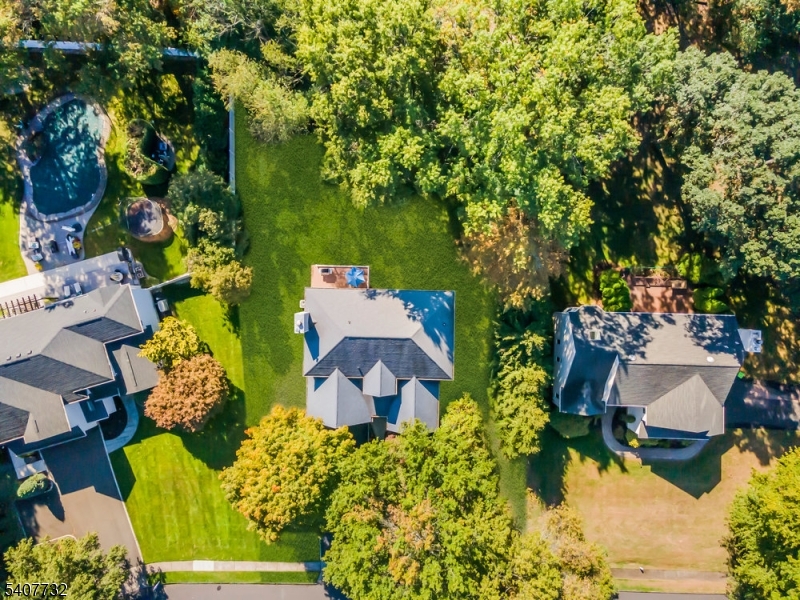 4 Erin Court Bridgewater, NJ 08807 - Photo 2 of 7