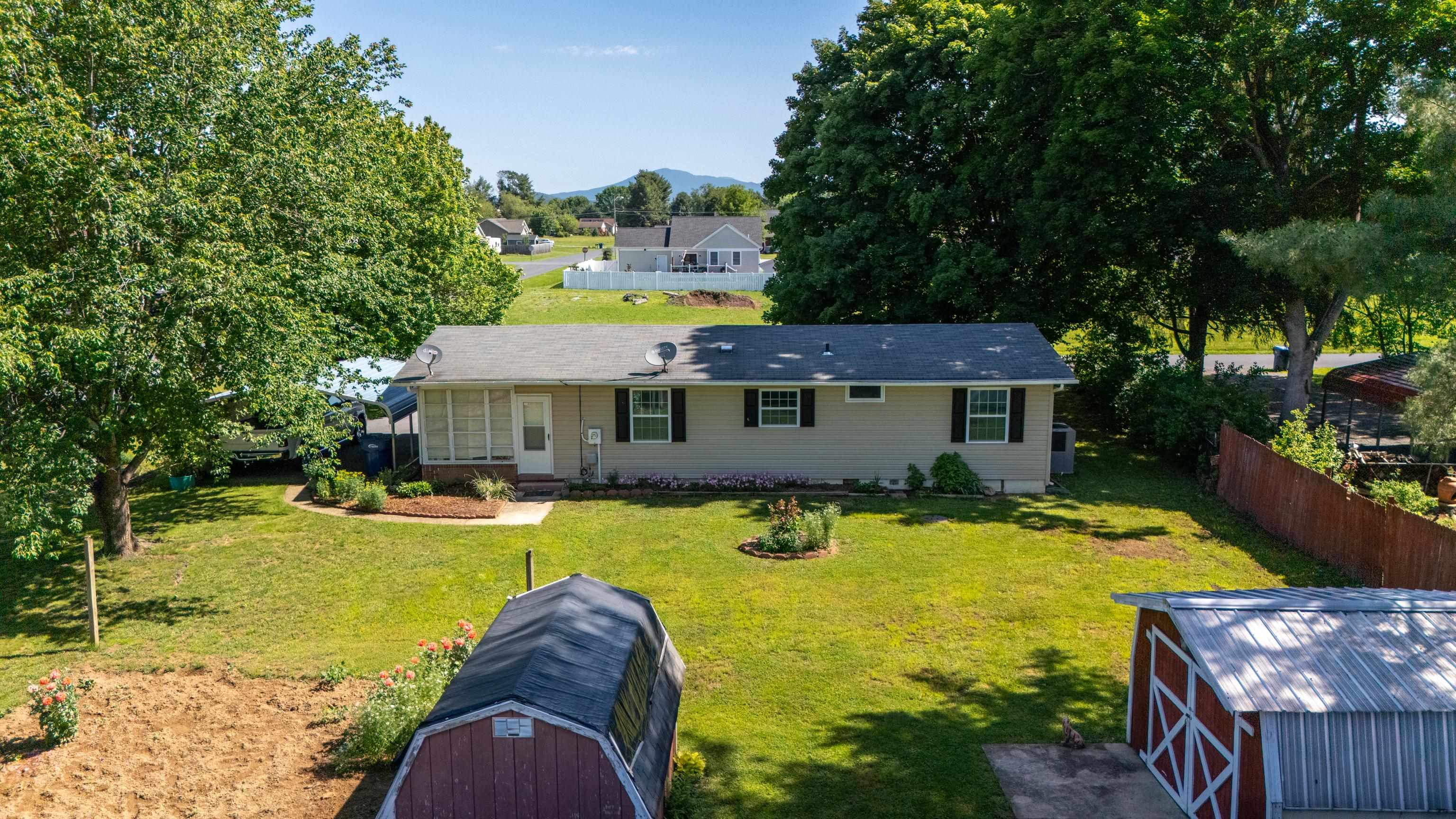 409 13th Street Grottoes, VA 24441 - Photo 52 of 61