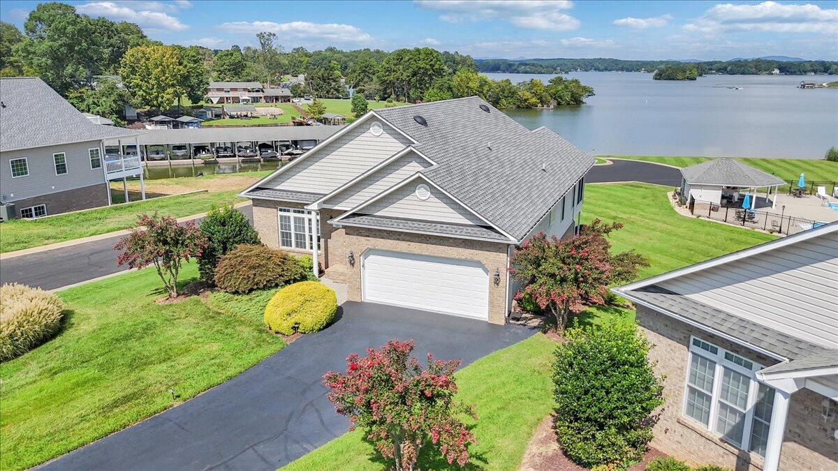 002-DJI_20250818111518_0033_D