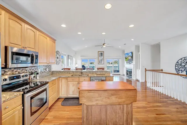 $890,000 | 305 Lands End Circle, Union Hall, VA 24176