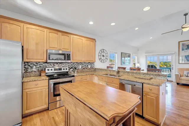 $890,000 | 305 Lands End Circle, Union Hall, VA 24176