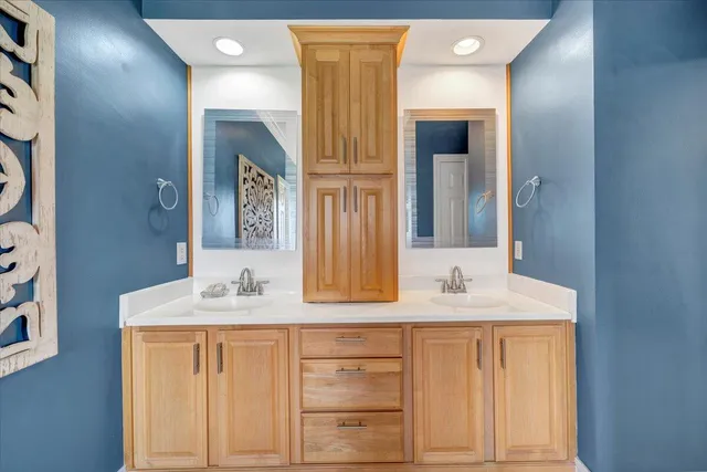 $890,000 | 305 Lands End Circle, Union Hall, VA 24176