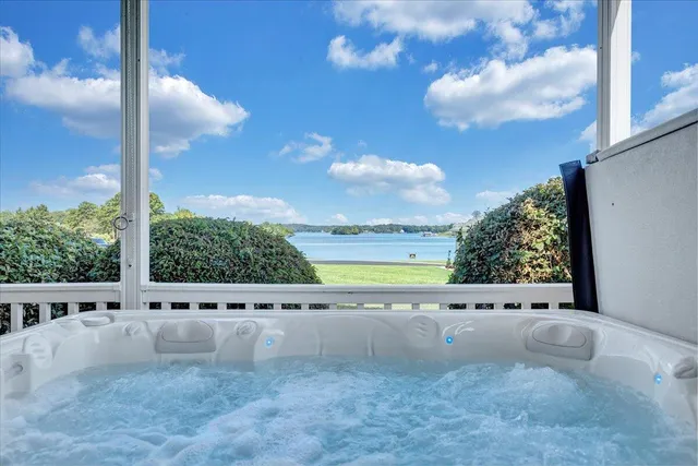 $890,000 | 305 Lands End Circle, Union Hall, VA 24176