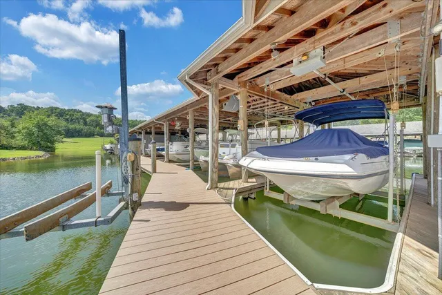 $890,000 | 305 Lands End Circle, Union Hall, VA 24176