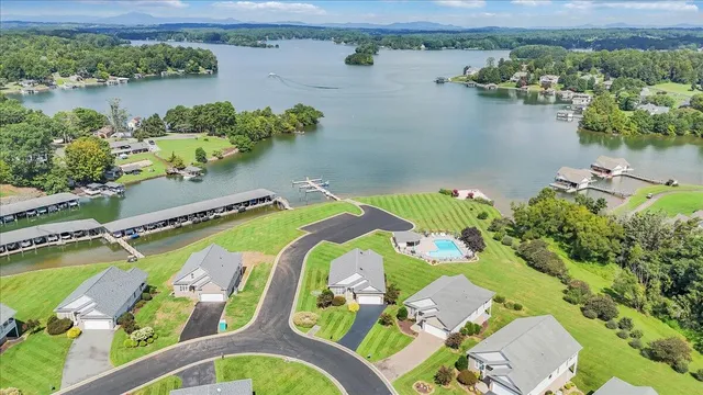 $890,000 | 305 Lands End Circle, Union Hall, VA 24176