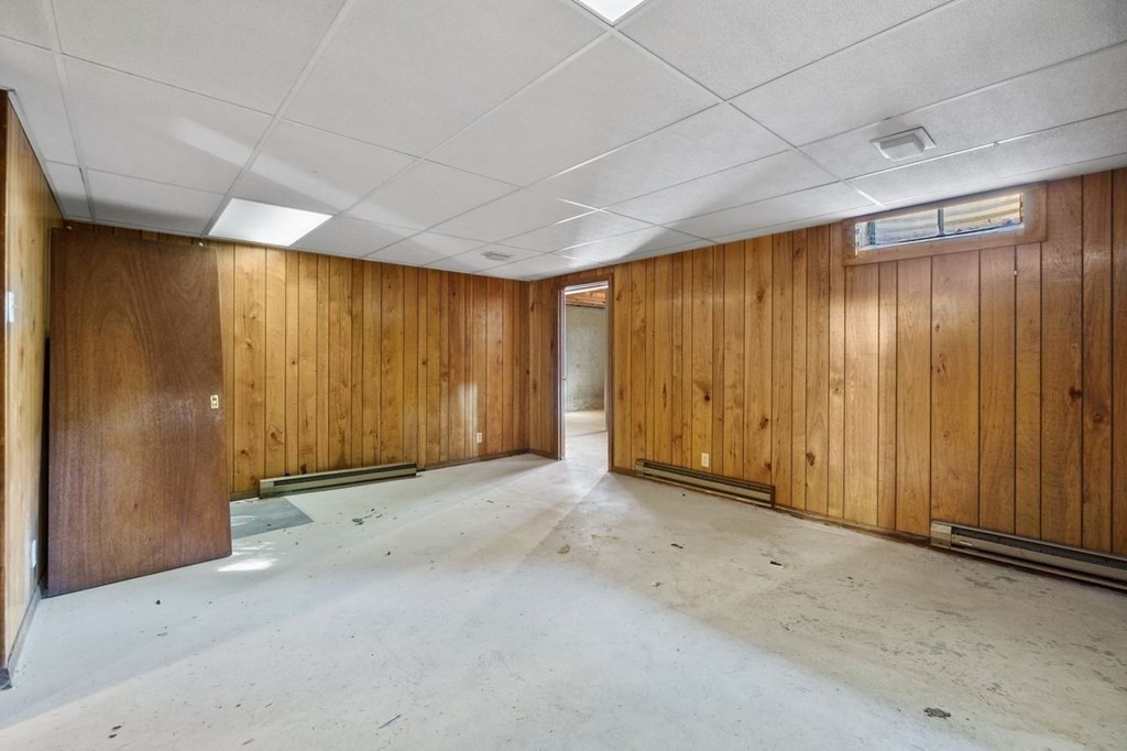 32 Brookshire Road Worcester, MA 01609 - Photo 28 of 34 Gallery Image 28