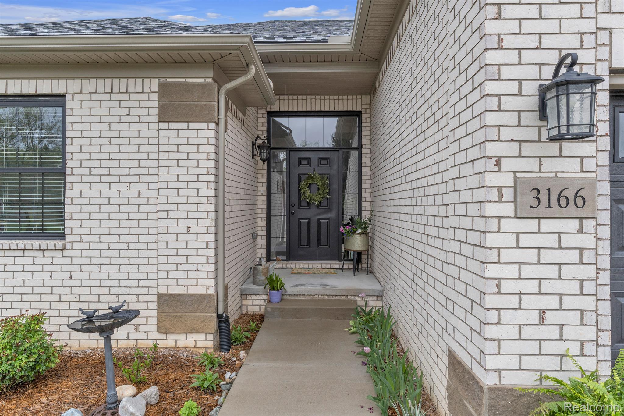3166 Roma Court Wixom, MI 48393 - Photo 2 of 44 Gallery Image 2